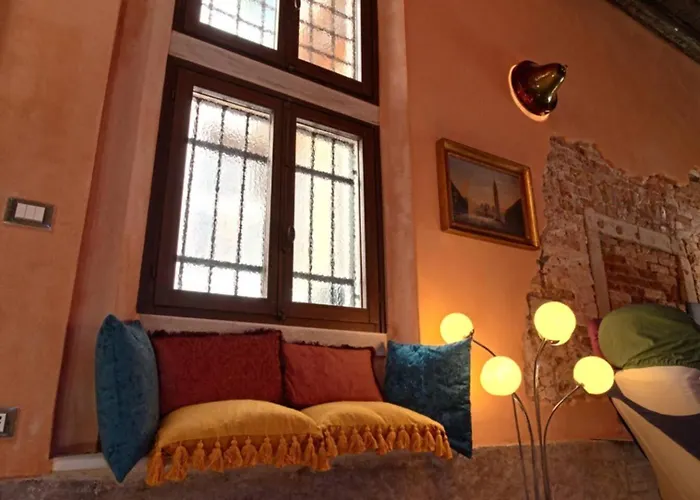 Caranieri Tenti Design House * Wenecja