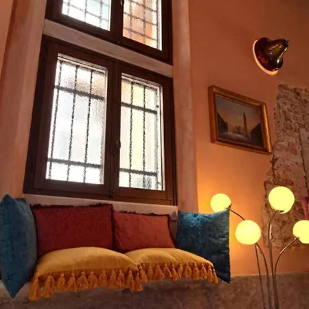 Caranieri Tenti Design House * Venecia
